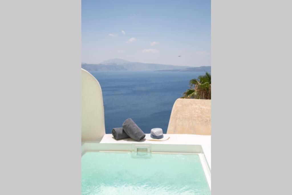 Dionyssos Cave House Villa Oia  Exterior photo
