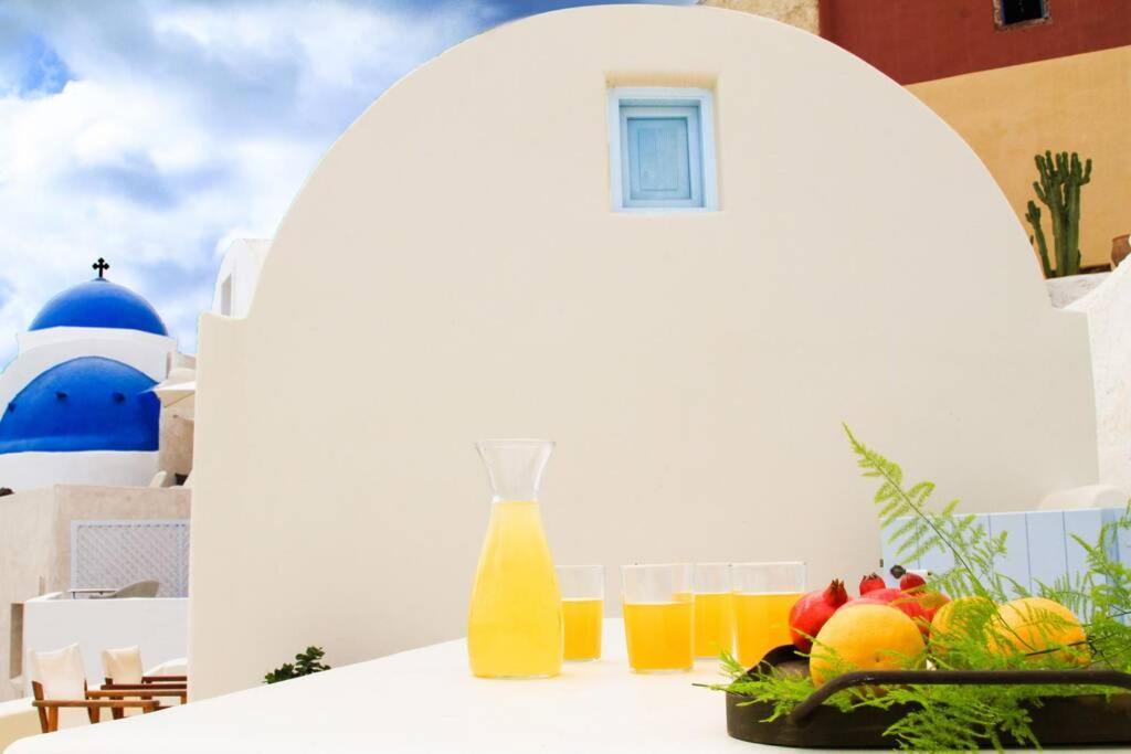 Dionyssos Cave House Villa Oia  Exterior photo
